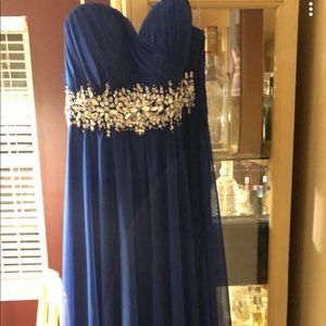 Prom Dress / Bridesmaid Dress